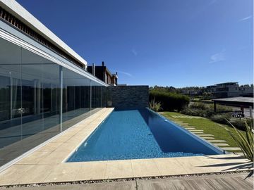 Casa en El Yacht
