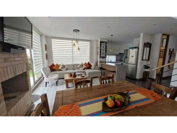 Venta ESPECTACULAR CASA EN CHA!!
