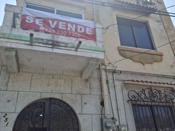 Casa en venta en Av. Prim, Centro, Veracruz.
