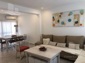 Luminosa Casa en Venta / Spring Park - Pilar