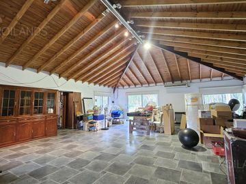 Venta Casa Quinta sobre Lote de 5600 mts2  con Piscina, Parrilla y  Quincho en Benavidez