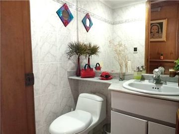 Venta Apartamento Laureles zona central cercano a Santa Teresita