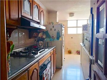 Venta Apartamento Laureles zona central cercano a Santa Teresita