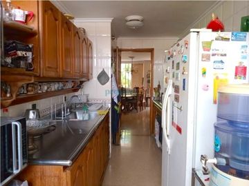 Venta Apartamento Laureles zona central cercano a Santa Teresita