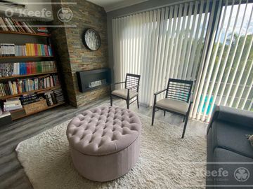 Casa en venta en uno de los Barrios Centrales en Abril C.C, Guillermo Hudson, Berazategui - Apto Credito