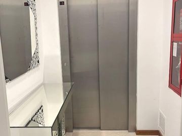 Piso 4 ambientes con cochera, balcón y parrilla en Belgrano APTO CREDITO