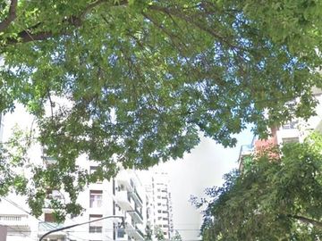 Piso 4 ambientes amoblado con balcón, parrilla, patio y cochera en Belgrano APTO CREDITO