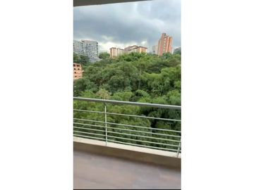 Apartamento en Venta Cumbres Envigado Remodelado Y vista  a verde