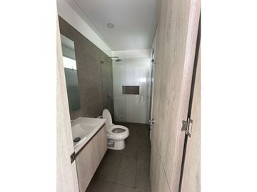 VENTA CASA UN PISO PALMA REAL VILLAVICENCIO