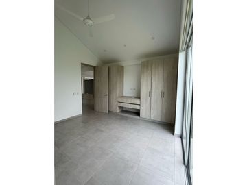 VENTA CASA UN PISO PALMA REAL VILLAVICENCIO