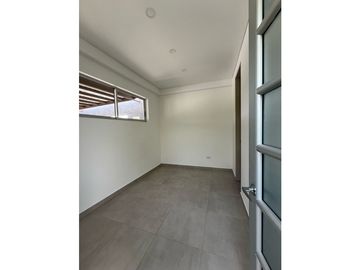 VENTA CASA UN PISO PALMA REAL VILLAVICENCIO