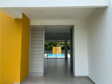 VENTA CASA UN PISO PALMA REAL VILLAVICENCIO