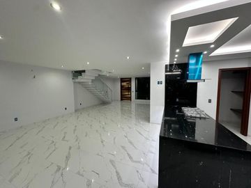 Exclusiva residencia en La Rioja, frente a área verde