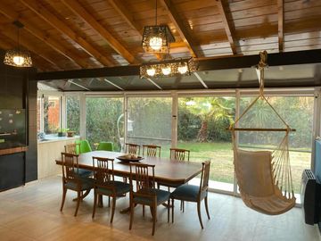 Casa en venta - 5 Dormitorios 3 Baños - Canning