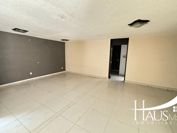 Casa en Venta, en Col. Sinatel
