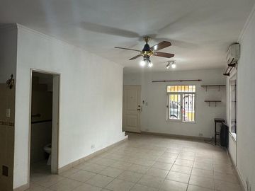 Triplex en alquiler en Muñiz