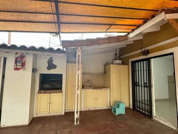Triplex en alquiler en Muñiz