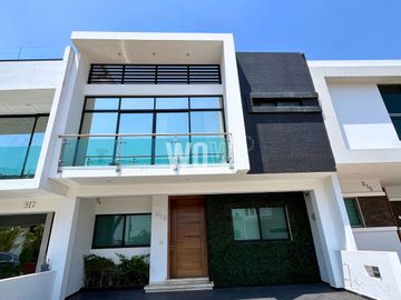 CASA EN VENTA LA CIMA DE ZAPOPAN