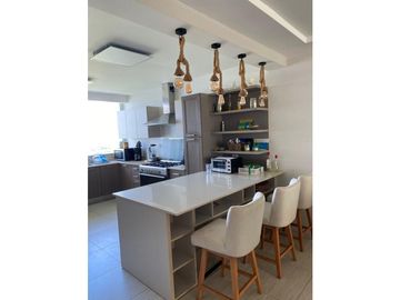 VENTA DE APARTAMENTO EN PLAYA BLANCA - 6980RC