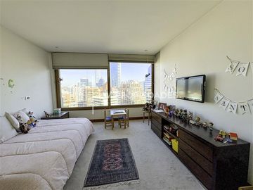 Departamento en Venta en Presidente Riesco / Luz