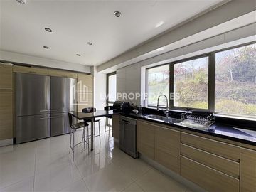 Departamento en Venta en Presidente Riesco / Luz