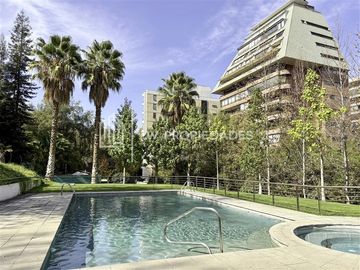 Departamento en Venta en Presidente Riesco / Luz