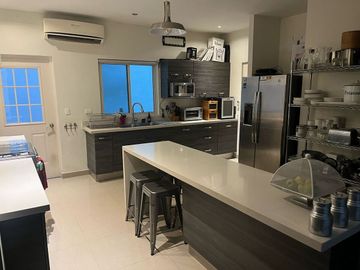 Casa en Venta en Catalonia / San Jerónimo