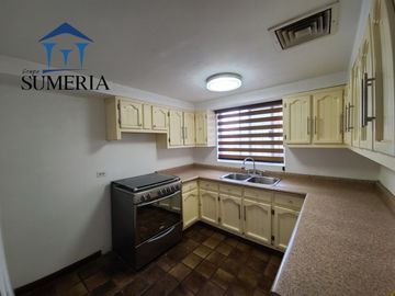 Bonita y espaciosa casa en Col. Cuauhtémoc