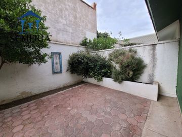 Bonita y espaciosa casa en Col. Cuauhtémoc