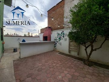 Bonita y espaciosa casa en Col. Cuauhtémoc