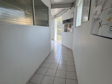 Renta oficinas en Av. Universidad - Chimalistac, con terraza