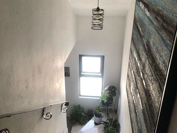 Casa en venta recamara en Planta Baja, céntrica. Querétaro.