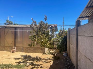 VALPARAISO, PLAYA ANCHA CASA CON TERRENO