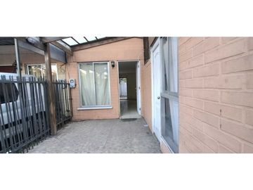 SE VENDE CASA LOMAS DE EYZAGUIRRE, PUENTE ALTO