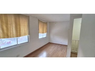 SE VENDE CASA LOMAS DE EYZAGUIRRE, PUENTE ALTO
