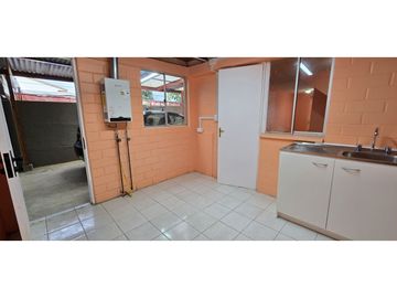 REBAJADA Casa Los Pinos Quilpue  2 pisos