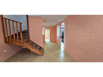 REBAJADA Casa Los Pinos Quilpue  2 pisos
