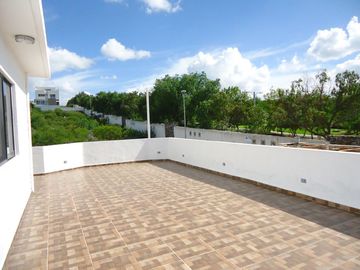 RENTA VENTA CASA ZIBATA 4 RECAMARAS CERCA  ANAHUAC
