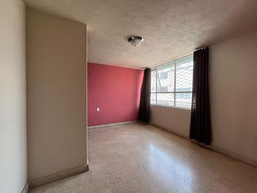 Casa en Venta con Locales Comerciales Toluca
