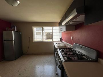 Casa en Venta con Locales Comerciales Toluca