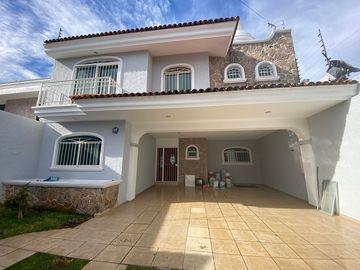 Casa en La Estancia