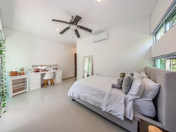 CASA MODERNA EN VENTA EN SELVAMAR, PLAYA DEL CARMEN