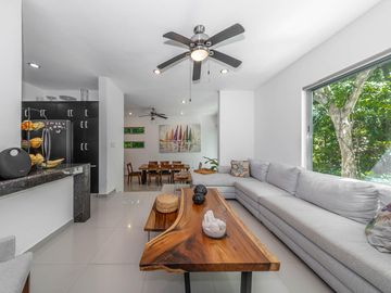 CASA MODERNA EN VENTA EN SELVAMAR, PLAYA DEL CARMEN