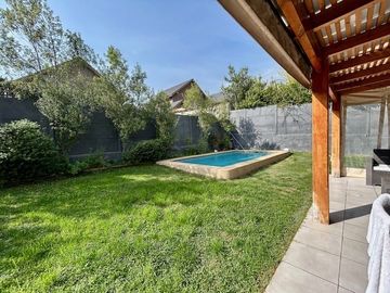 Casa en Venta en SAN CARLOS DE APOQUINDO