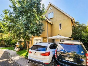 Casa en Venta en Av. Santa Marta - Av. Guanaco Norte