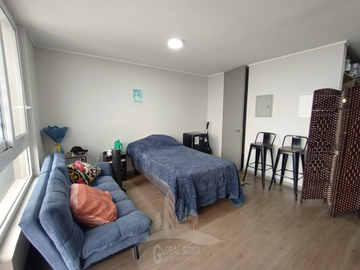 Se vende lindo Home Studio. Piso 17. La Florida