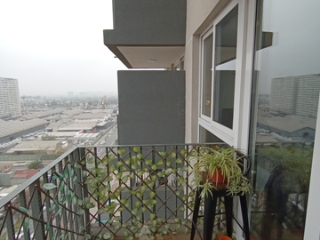Se vende lindo Home Studio. Piso 14. La Florida