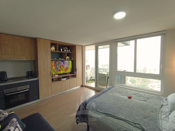 Se vende lindo Home Studio. Piso 14. La Florida