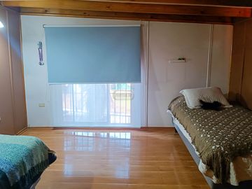 HERMOSA CASA DE DOS PISOS EN METRO SANTIAGO BUERAS, MAIPU