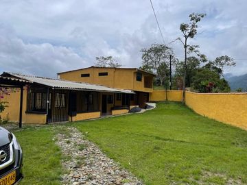 Casa-Finca en Venta Ubicado en COCORNA Codigo 2060